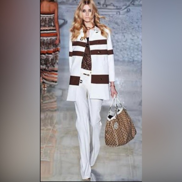 Authentic Gucci Tote Bag! - Picture 15 of 15